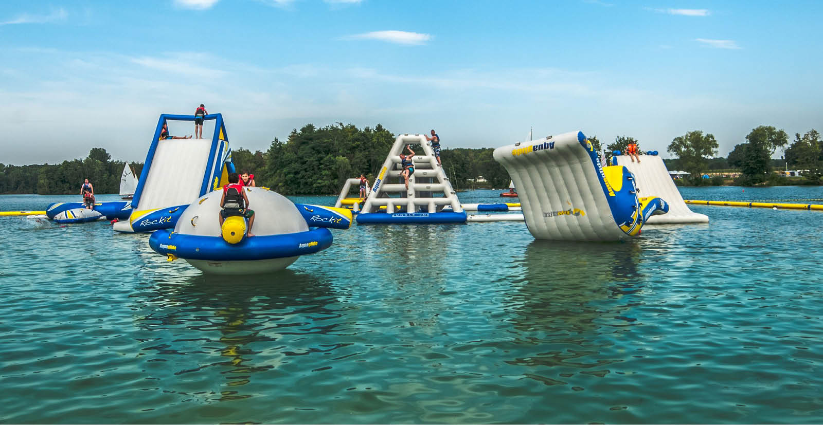 Amici beach met het aquapark